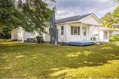 321 Martin Luther King Boulevard, Clinton, NC 28328 - Photo 1