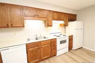 3901 Lexington Dr, Raleigh, NC 27606 - Photo 9
