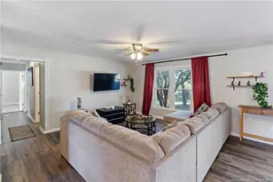 5601 Blythewood Ln, Fayetteville, NC 28311 - Photo 5
