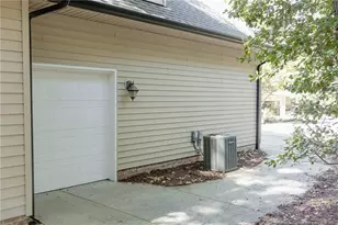 3046 Creek Run, Sanford, NC 27332 - Photo 31