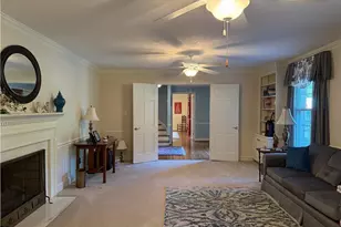 315 W Edinborough Ave, Raeford, NC 28376 - Photo 17