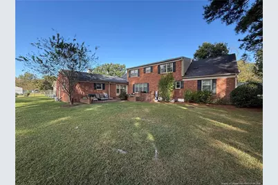 315 W Edinborough Avenue, Raeford, NC 28376 - Photo 7