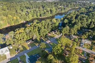 321 Lansdowne Rd, Fayetteville, NC 28314 - Photo 31