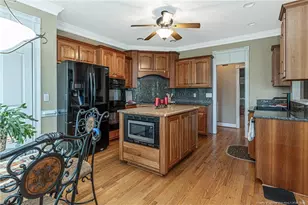 7011 Surrey Rd, Fayetteville, NC 28306 - Photo 17