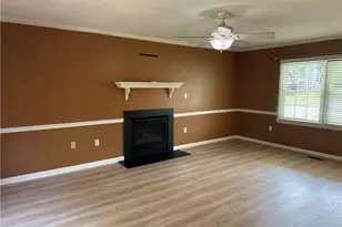 5553 Hartfield Ct, Fayetteville, NC 28311 - Photo 5