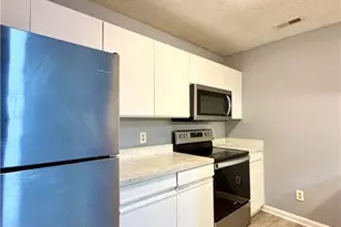 672 Bartons Landing Pl, Fayetteville, NC 28314 - Photo 5