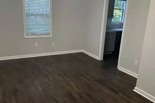 217 Gertrude St, Fayetteville, NC 28303 - Photo 5
