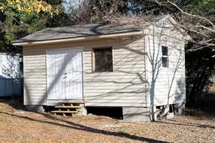904 W Saunders Ave, Aberdeen, NC 28315 - Photo 17