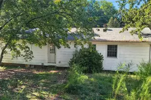 848 Durwood Dr, Fayetteville, NC 28311 - Photo 3