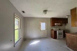 1966 Glenwick Dr, Fayetteville, NC 28304 - Photo 5