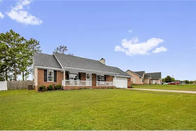 139 Belle Chase Drive, Raeford, NC 28376 - Photo 3