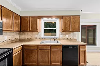 7721 Scottsdale Drive, Fayetteville, NC 28314 - Photo 17