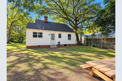 1049 Winslow Street, Fayetteville, NC 28306 - Photo 11