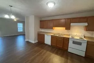 312 E Jenkins St, Fayetteville, NC 28306 - Photo 3