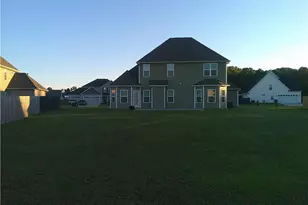 5205 Thruway Rd, Hope Mills, NC 28348 - Photo 3