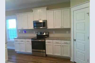 5205 Thruway Road, Hope Mills, NC 28348 - Photo 9