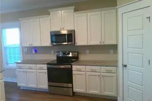 5205 Thruway Rd, Hope Mills, NC 28348 - Photo 9