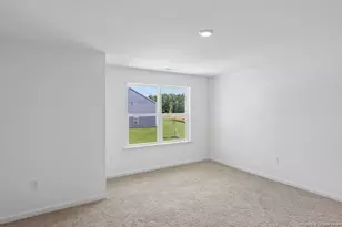 246 Maddox Dr, Aberdeen, NC 28315 - Photo 17