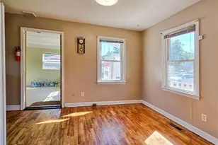 5128 Redwood Dr, Fayetteville, NC 28304 - Photo 9