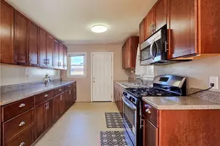 5128 Redwood Dr, Fayetteville, NC 28304 - Photo 11