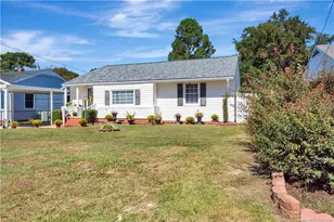 1015 E 10th St, Lumberton, NC 28358 - Photo 3