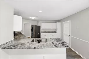 836 Chevy Chase St, Fayetteville, NC 28306 - Photo 5