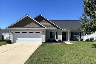 220 Audobon Dr, Raeford, NC 28376 - Photo 1