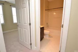 10410 Sablewood Dr, Raleigh, NC 27617 - Photo 11