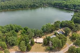 113 Lakeview Dr, Red Springs, NC 28377 - Photo 7