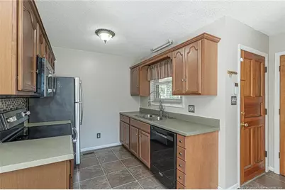3019 Woolard Drive, Hope Mills, NC 28348 - Photo 5