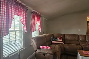5505 Franklin St, Hope Mills, NC 28348 - Photo 5