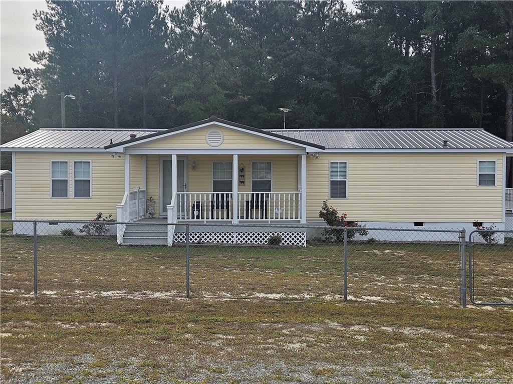 5505 Franklin St, Hope Mills, NC 28348 - MLS LP770697 - Coldwell Banker