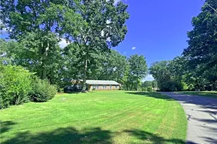 1904 Lord Ashley Dr, Sanford, NC 27330 - Photo 5