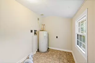 1084 Rulnick St, Fayetteville, NC 28304 - Photo 13