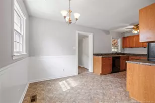 1084 Rulnick St, Fayetteville, NC 28304 - Photo 11