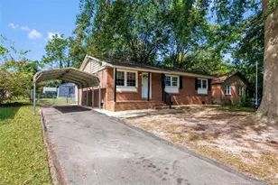 1084 Rulnick St, Fayetteville, NC 28304 - Photo 1
