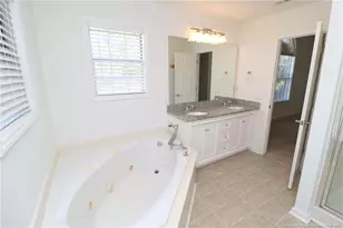 321 Renshaw Ct, Cary, NC 27518 - Photo 23