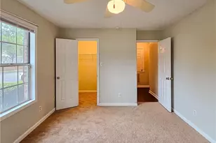 2705 Preston Woods Ln, Fayetteville, NC 28304 - Photo 35
