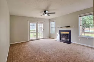 2705 Preston Woods Ln, Fayetteville, NC 28304 - Photo 9