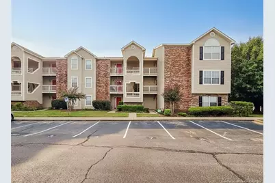 2705 Preston Woods Lane #4, Fayetteville, NC 28304 - Photo 1