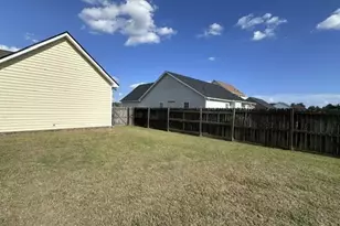 1920 Caviness St, Fayetteville, NC 28314 - Photo 5