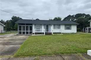 680 Newport Rd, Fayetteville, NC 28314 - Photo 1