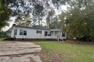 417 Dunrobin Dr, Raeford, NC 28376 - Photo 1
