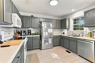 5885 St Patricks Dr, Fayetteville, NC 28306 - Photo 13