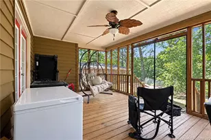 5885 St Patricks Dr, Fayetteville, NC 28306 - Photo 37