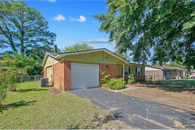 2226 Kingsberry Lane, Fayetteville, NC 28304 - Photo 3