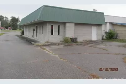 716 E 4th Avenue, Red Springs, NC 28377 - Photo 3
