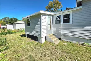 64 Beck St, Red Springs, NC 28377 - Photo 15