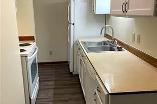 700 N Roberts Ave, Lumberton, NC 28358 - Photo 3