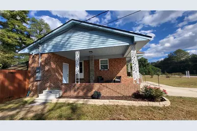 102 W McLeod Street, Maxton, NC 28364 - Photo 3